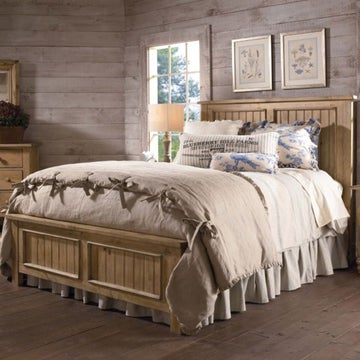 Homecoming Pine Panel Queen Bed - Complete 
