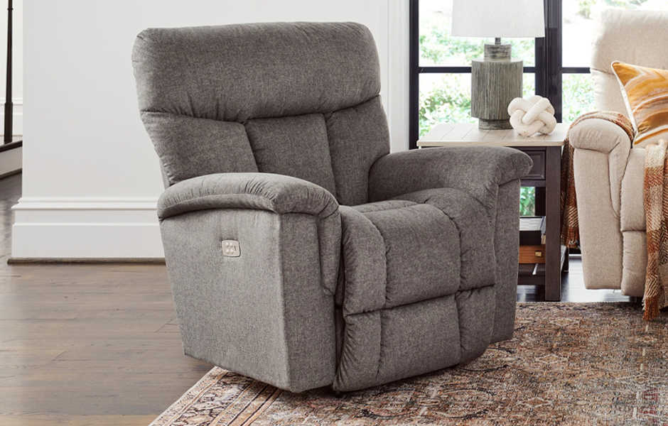 Living room with Mateo Power Wall Recliner