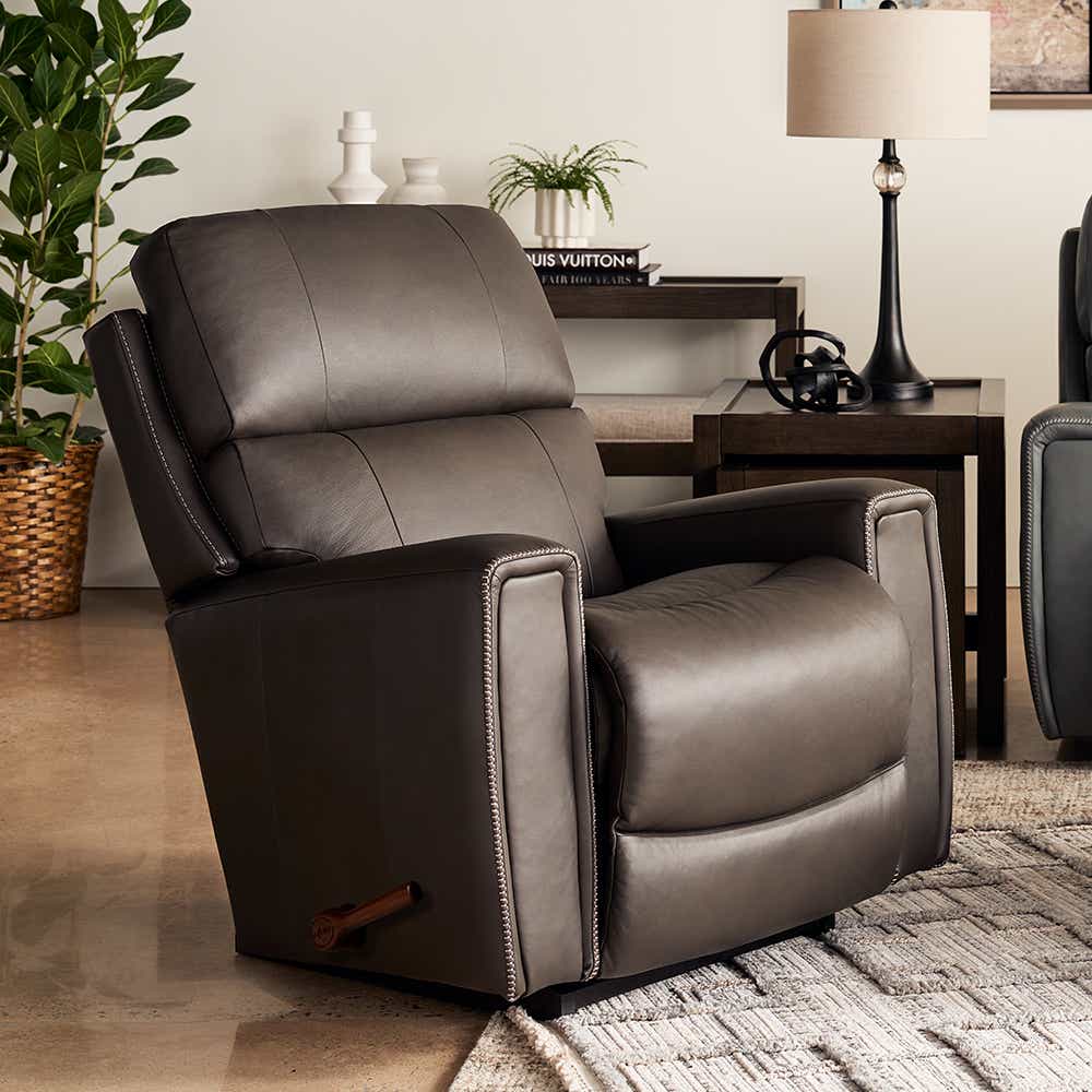 Lazy boy discount cream leather recliner