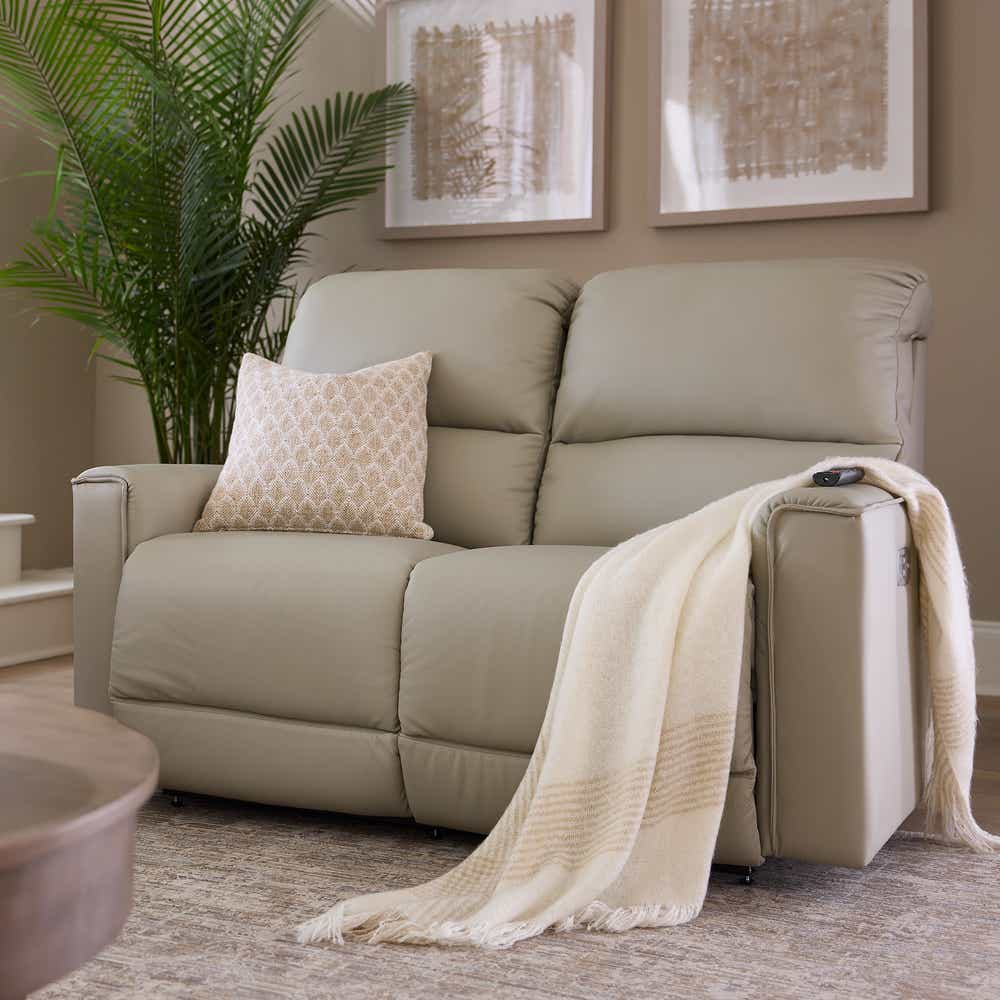 Cade Power Reclining Loveseat w/ Headrest | La-Z-Boy