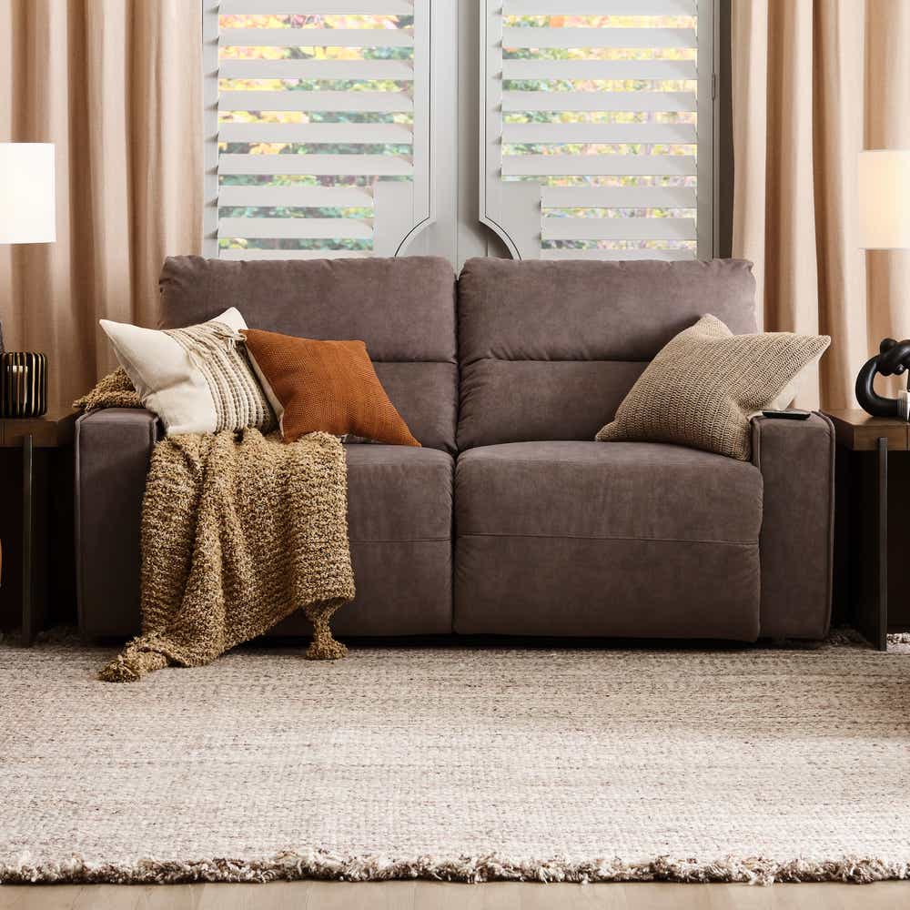 Maddox Power Reclining Sofa w/ Headrest & Lumbar | La-Z-Boy