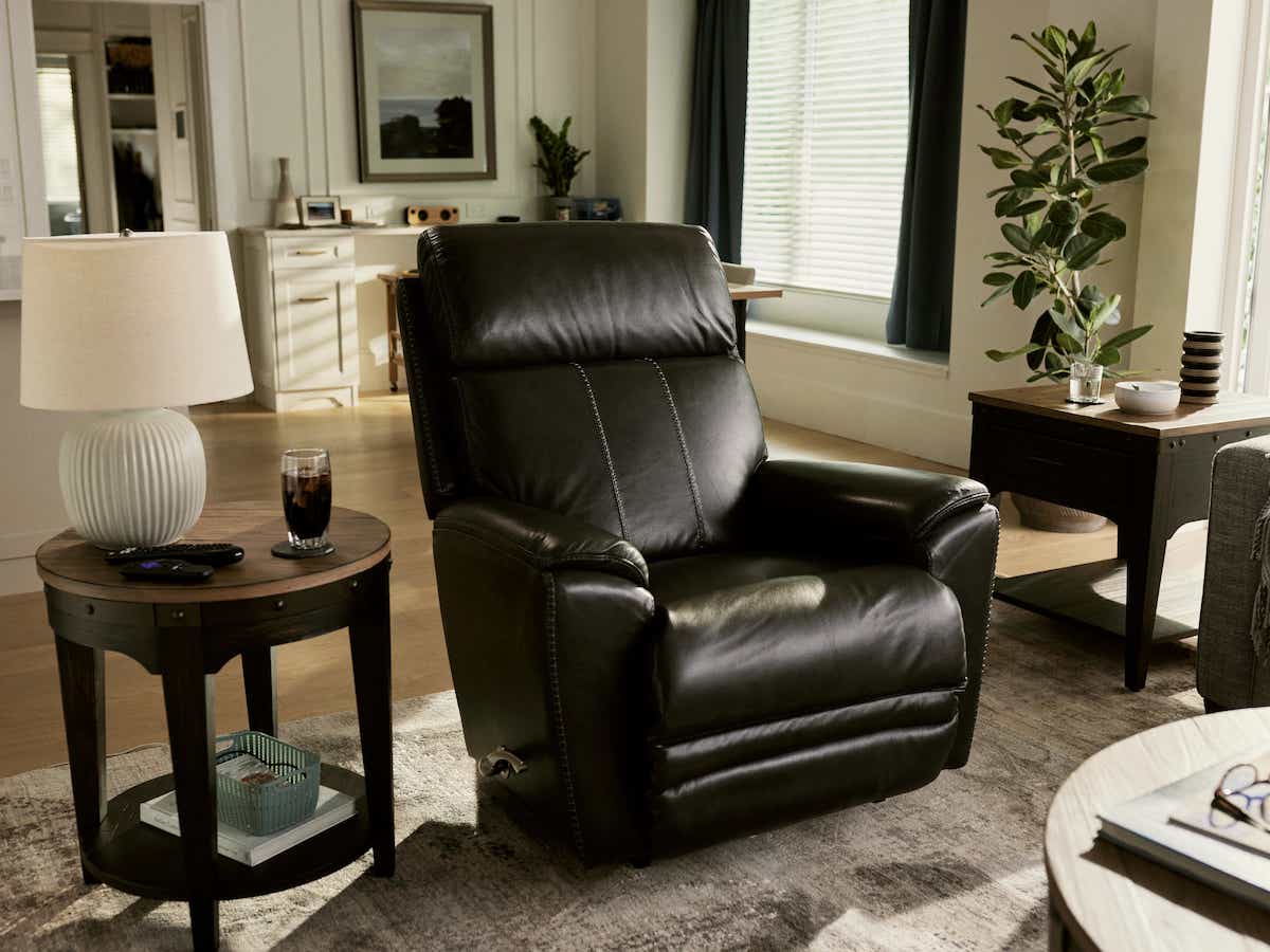 Talladega Wall Recliner