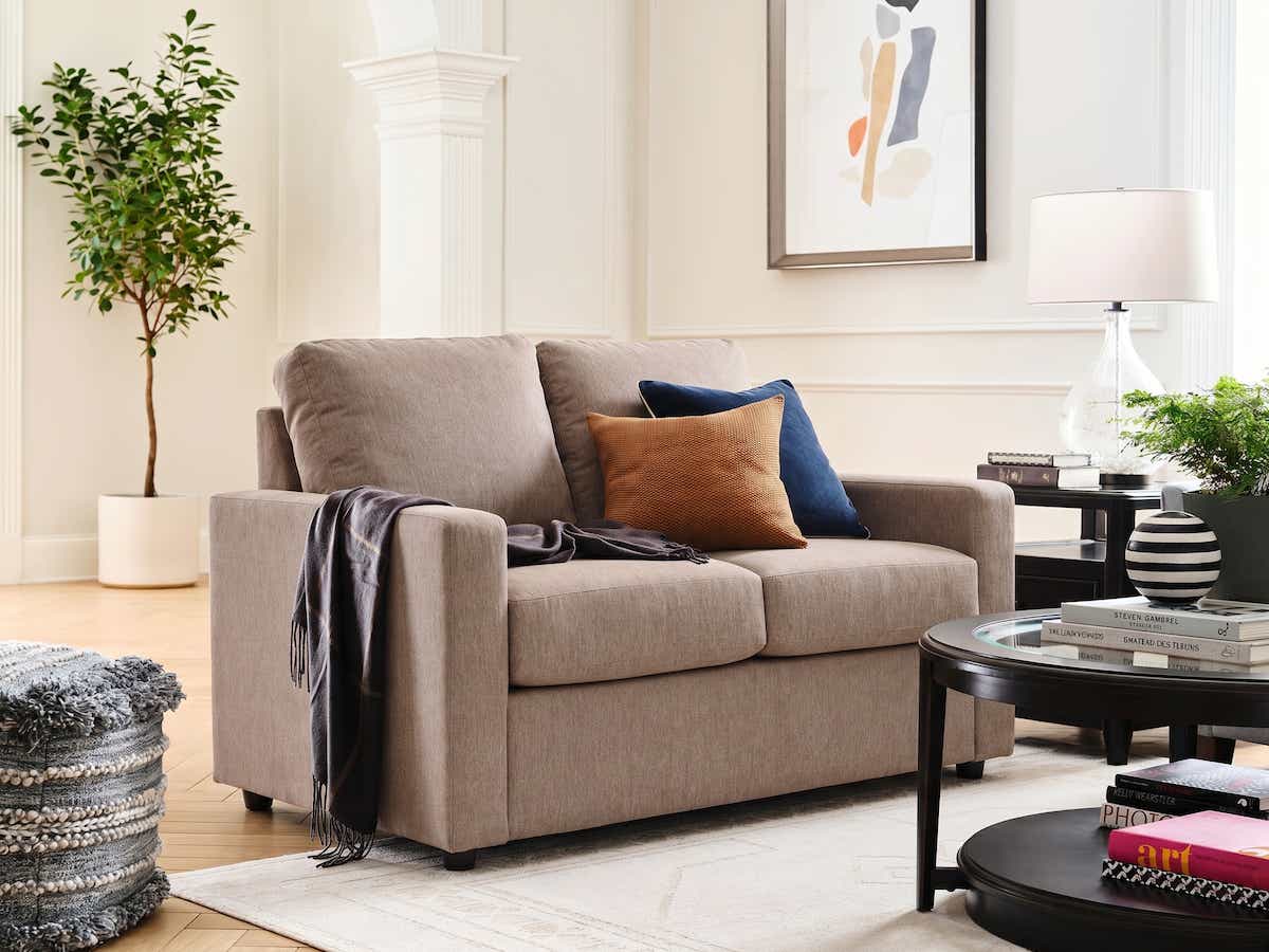 Lauren Loveseat