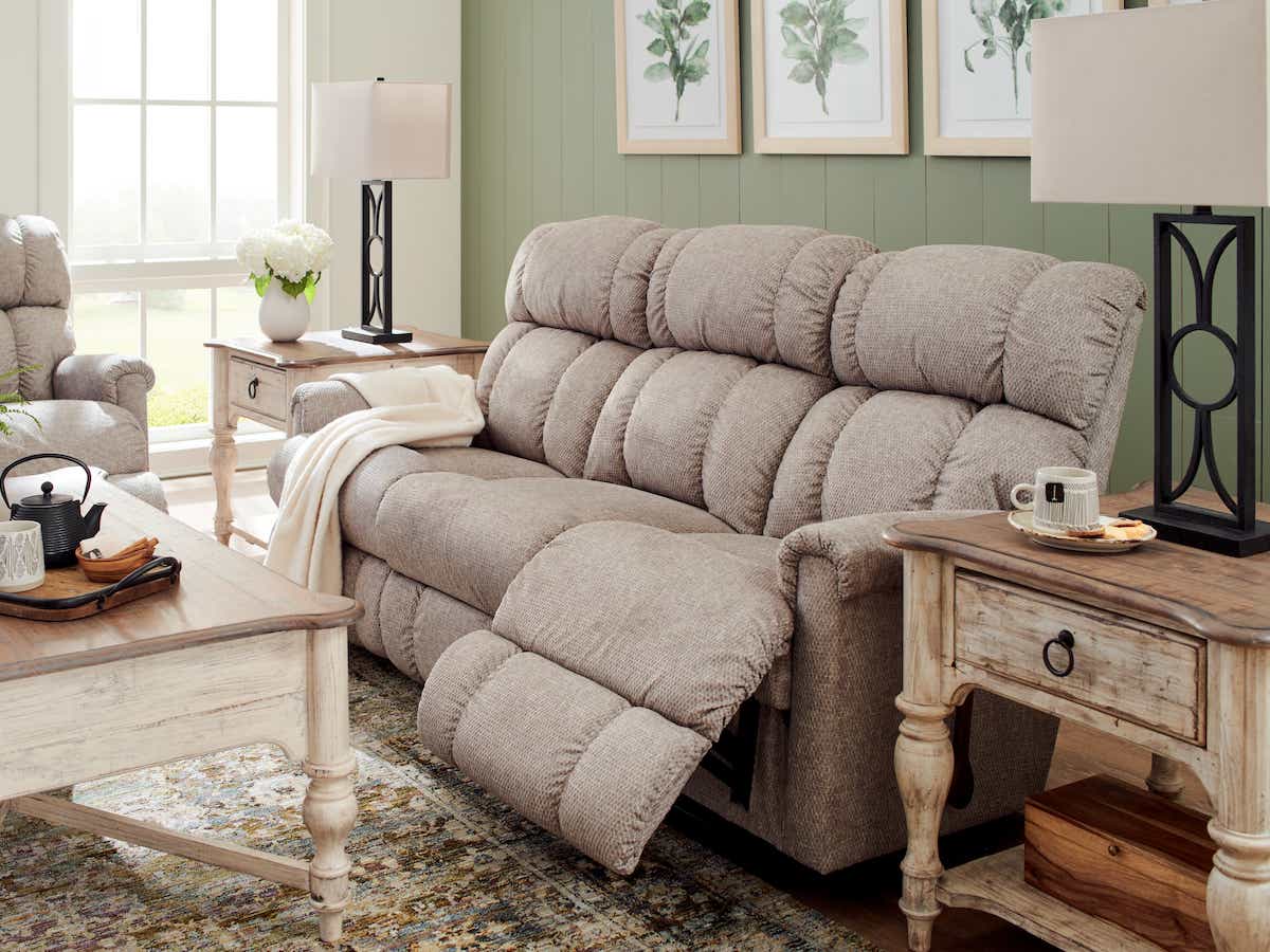 Pinnacle Wall Reclining Sofa