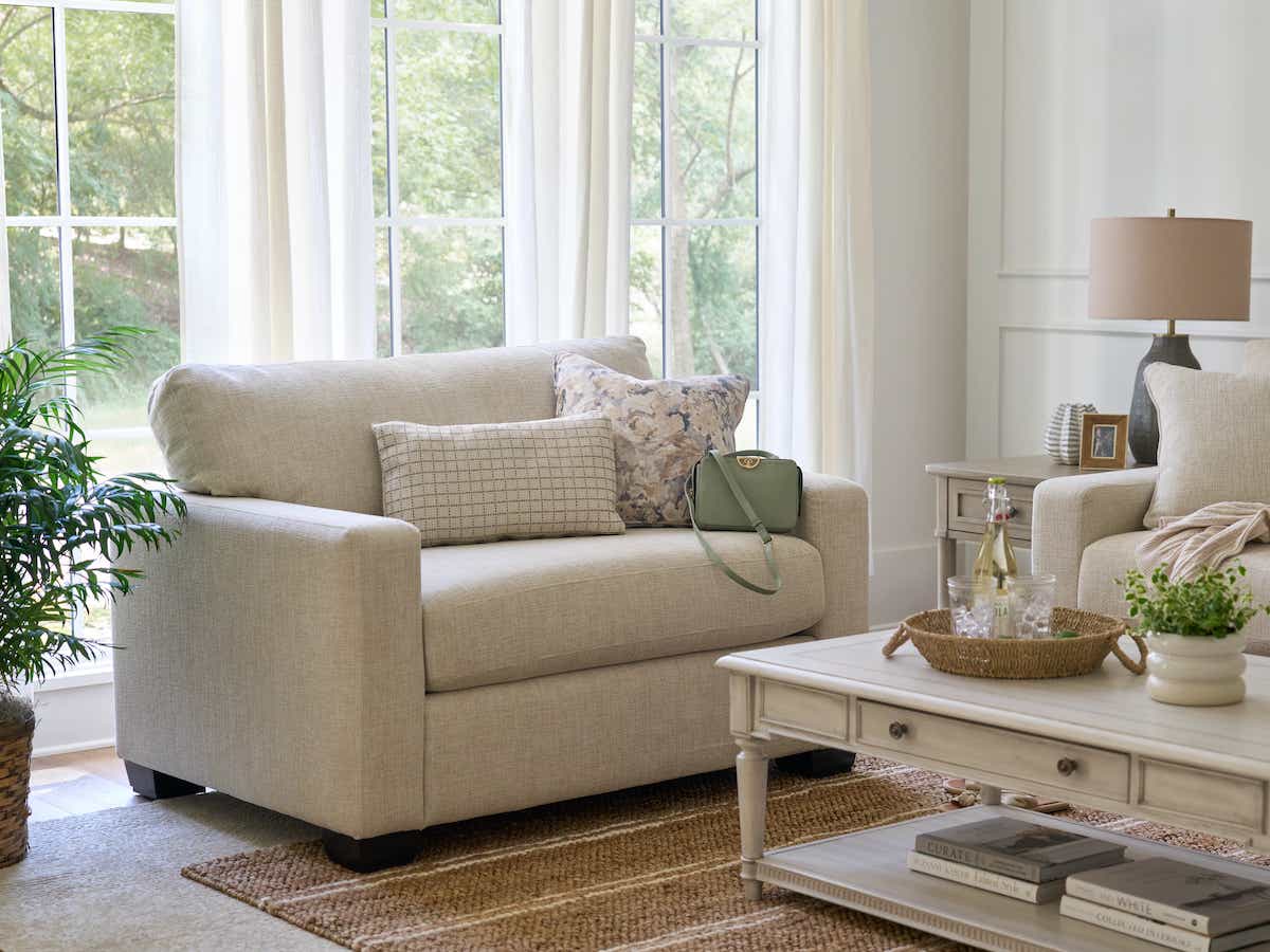 Shiloh Chair & a Half