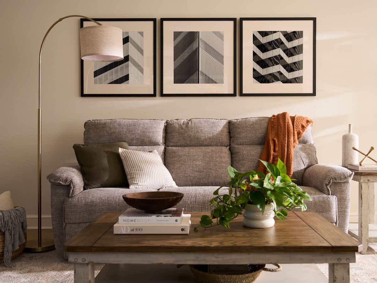 Jay Power Reclining Sofa w/ Headrest