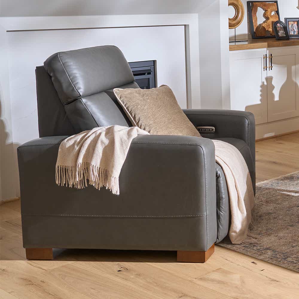 Acadia Power Reclining Chair with Headrest